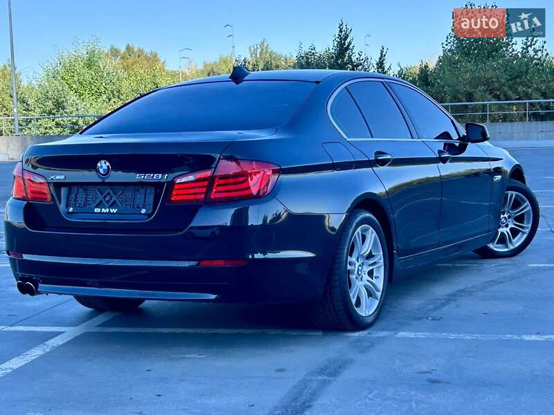 Седан BMW 5 Series 2013 в Киеве