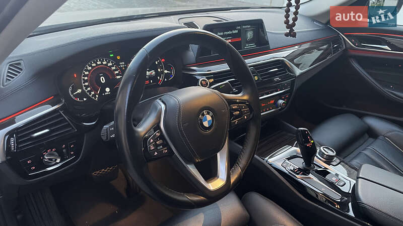 Седан BMW 5 Series 2017 в Киеве фото 13 Седан BMW 5 Series 2017 в Киеве