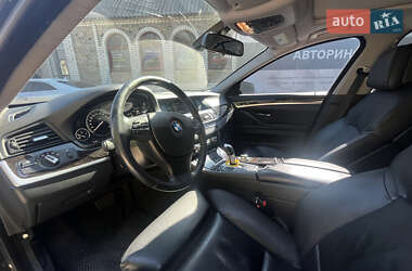 Седан BMW 5 Series 2012 в  фото 12 Седан BMW 5 Series 2012 в
