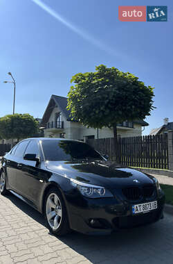 Седан BMW 5 Series 2004 в Львове