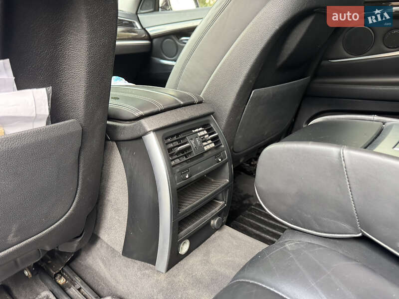 Універсал BMW 5 Series 2015 в Києві фото 10 Універсал BMW 5 Series 2015 в Києві