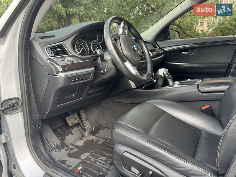 Універсал BMW 5 Series 2015 в Києві фото 7 Універсал BMW 5 Series 2015 в Києві