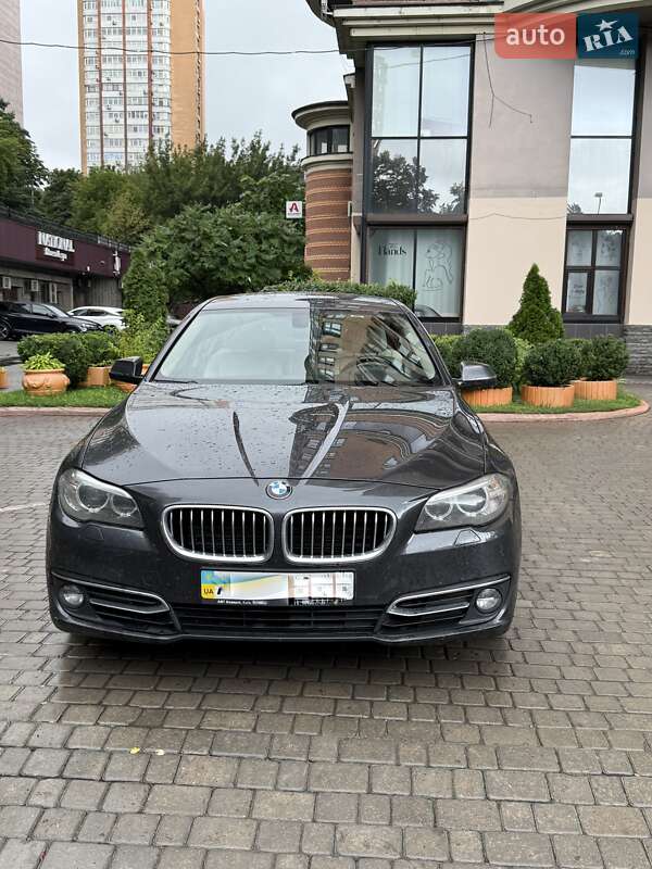Седан BMW 5 Series 2014 в Києві