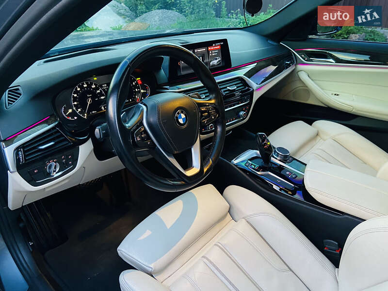 Седан BMW 5 Series 2017 в Вінниці