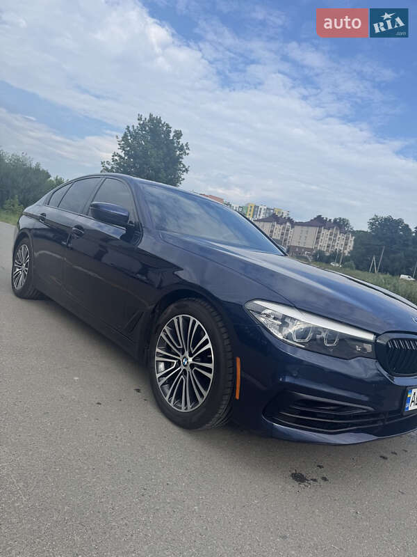 Седан BMW 5 Series 2018 в Киеве