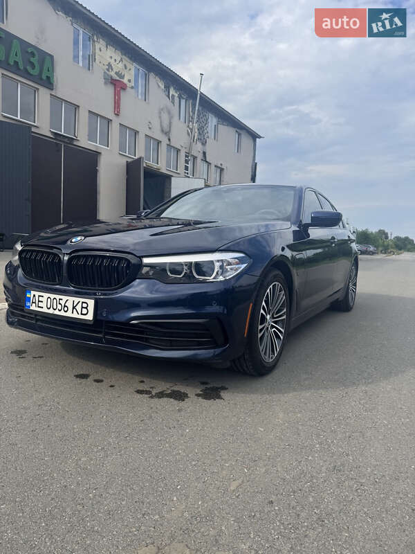 Седан BMW 5 Series 2018 в Киеве