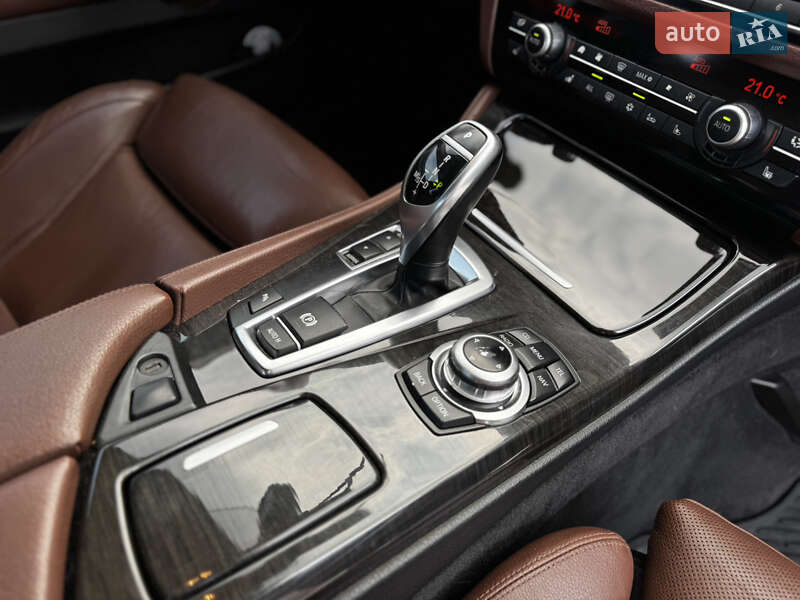 Седан BMW 5 Series 2010 в Житомирі фото 47 Седан BMW 5 Series 2010 в Житомирі