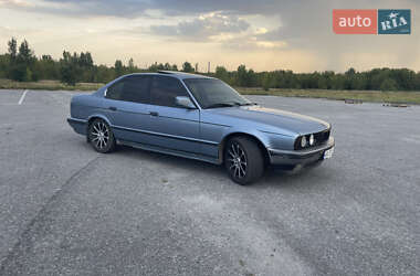 Седан BMW 5 Series 1988 в 