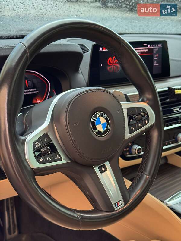 Седан BMW 5 Series 2019 в Львові