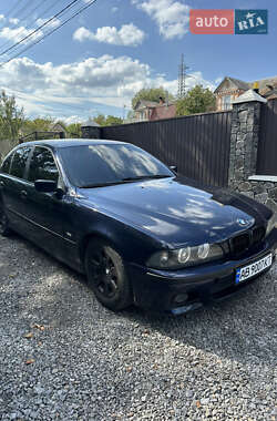Седан BMW 5 Series 1997 в Виннице