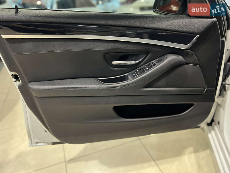 Седан BMW 5 Series 2016 в Одессе фото 15 Седан BMW 5 Series 2016 в Одессе