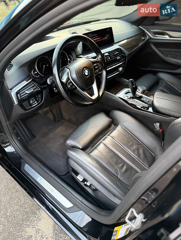 Седан BMW 5 Series 2018 в Києві фото 11 Седан BMW 5 Series 2018 в Києві