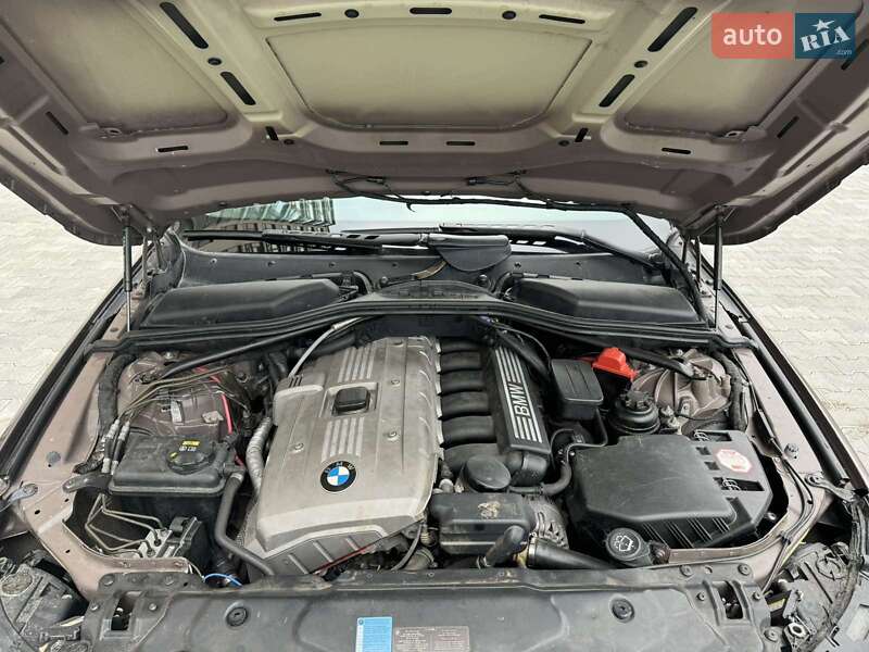 Седан BMW 5 Series 2006 в Черноморске фото 23 Седан BMW 5 Series 2006 в Черноморске