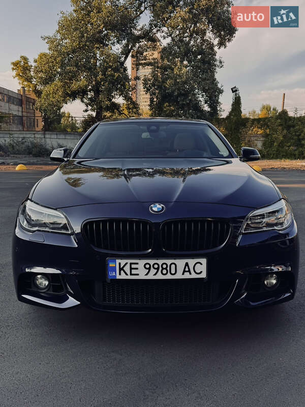 Седан BMW 5 Series 2015 в Києві
