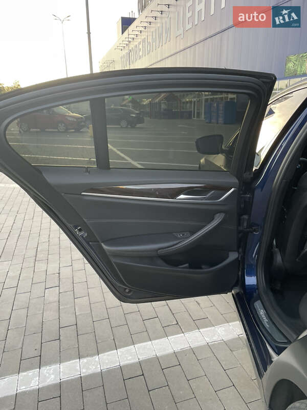 Седан BMW 5 Series 2017 в Киеве фото 15 Седан BMW 5 Series 2017 в Киеве