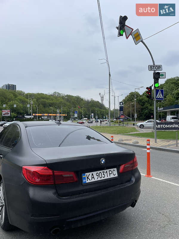Седан BMW 5 Series 2017 в Киеве фото 20 Седан BMW 5 Series 2017 в Киеве