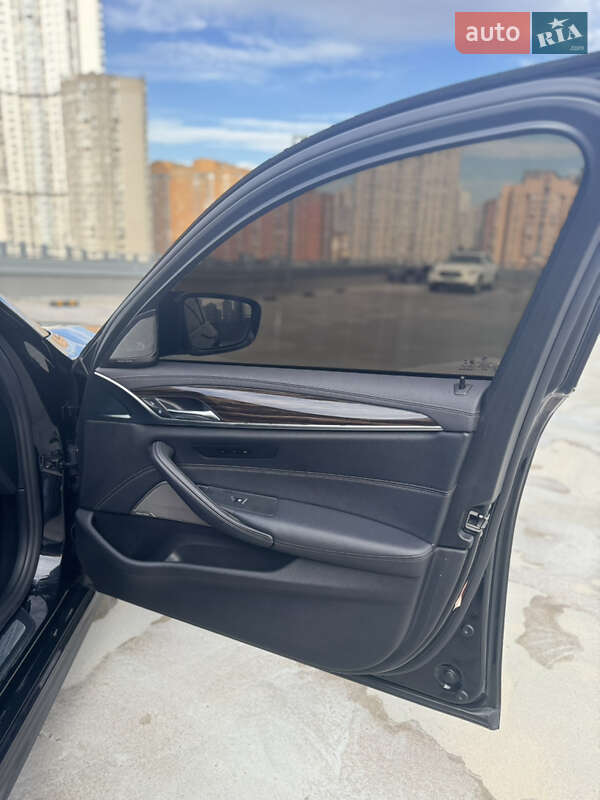 Седан BMW 5 Series 2021 в Киеве фото 25 Седан BMW 5 Series 2021 в Киеве