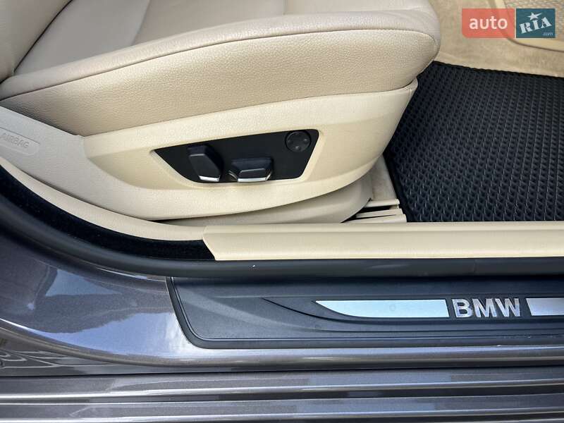 Седан BMW 5 Series 2012 в Києві