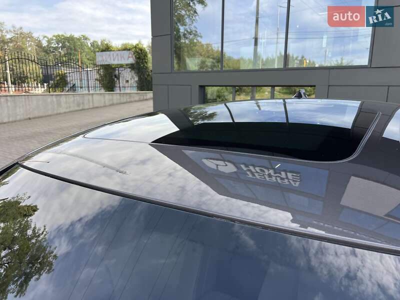 Седан BMW 5 Series 2012 в Києві