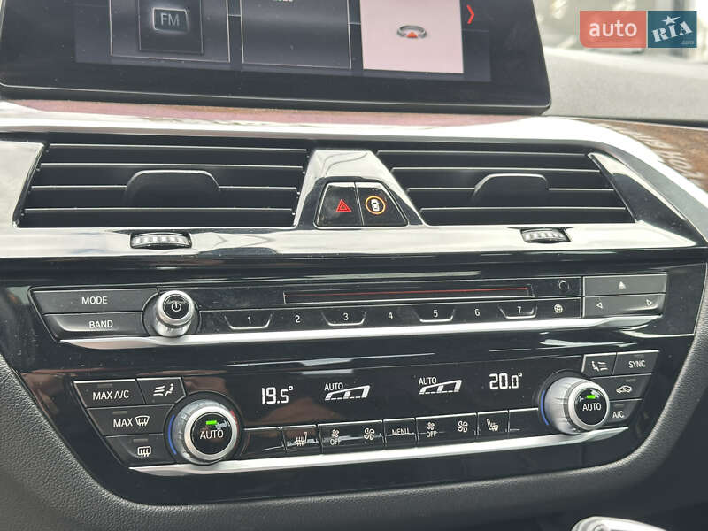 Седан BMW 5 Series 2018 в Харкові