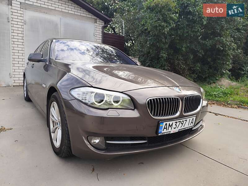 Седан BMW 5 Series 2010 в Бердичеве