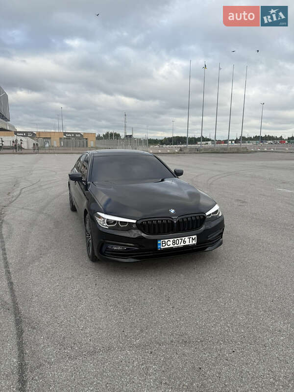 Седан BMW 5 Series 2017 в Львові