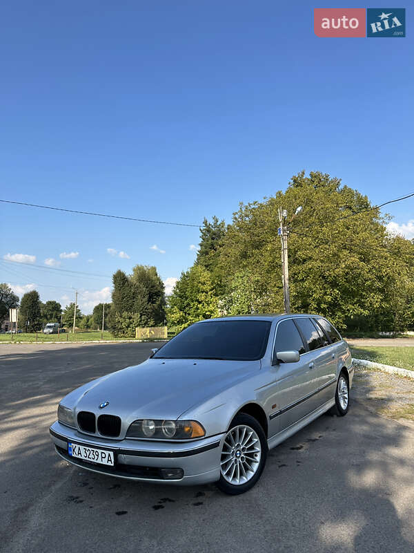 BMW 5 Series 1998
