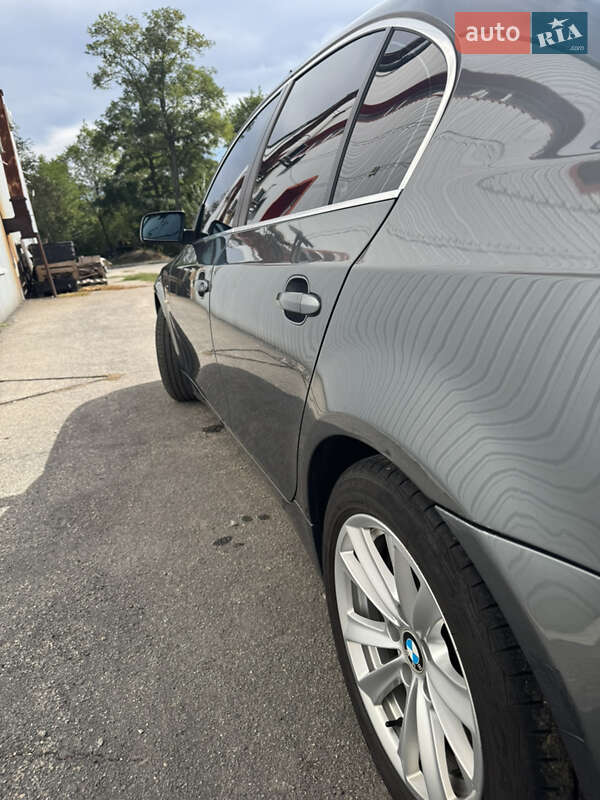 Седан BMW 5 Series 2006 в Кропивницькому фото 25 Седан BMW 5 Series 2006 в Кропивницькому