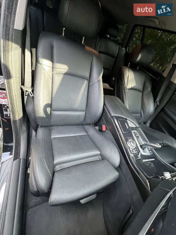 Универсал BMW 5 Series 2016 в Киеве