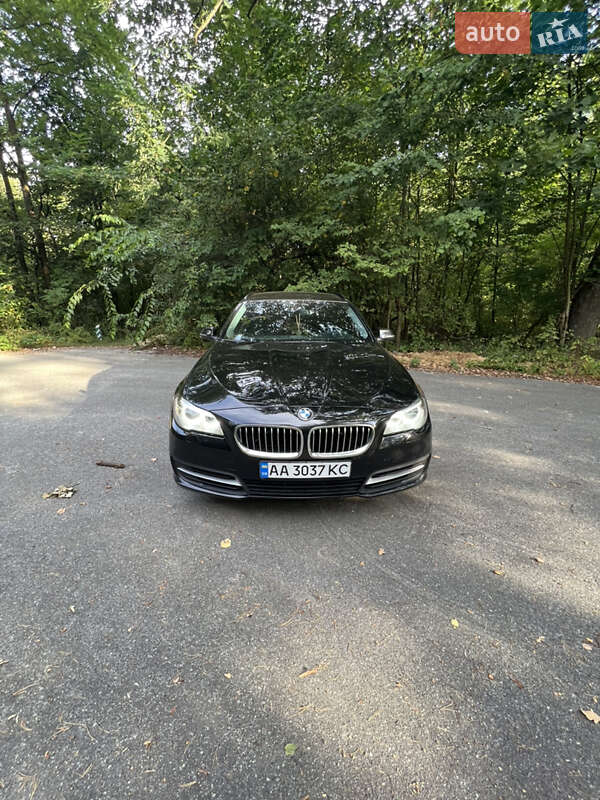 Универсал BMW 5 Series 2016 в Киеве