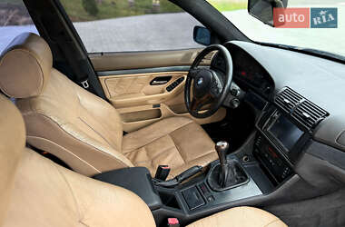 Седан BMW 5 Series 2001 в 