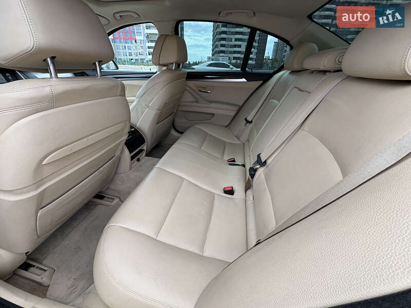 Седан BMW 5 Series 2014 в Киеве