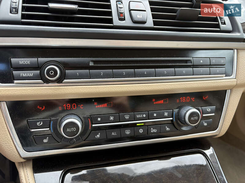 Седан BMW 5 Series 2014 в Киеве