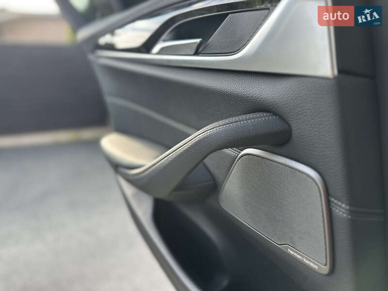Седан BMW 5 Series 2019 в Києві фото 11 Седан BMW 5 Series 2019 в Києві