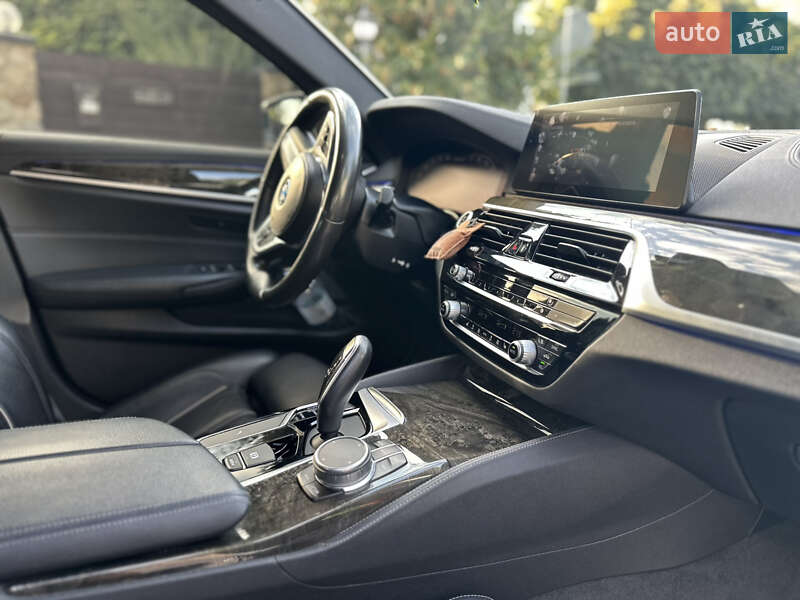 Седан BMW 5 Series 2019 в Києві фото 10 Седан BMW 5 Series 2019 в Києві