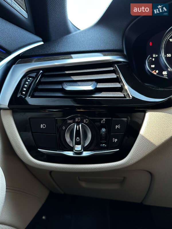 Седан BMW 5 Series 2018 в Дніпрі фото 36 Седан BMW 5 Series 2018 в Дніпрі