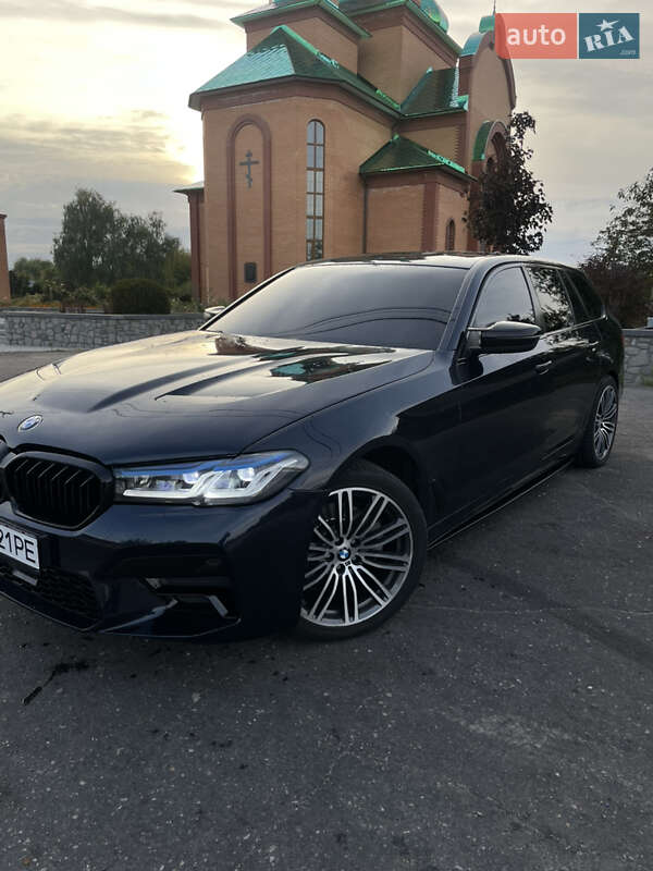 Универсал BMW 5 Series 2018 в Киеве