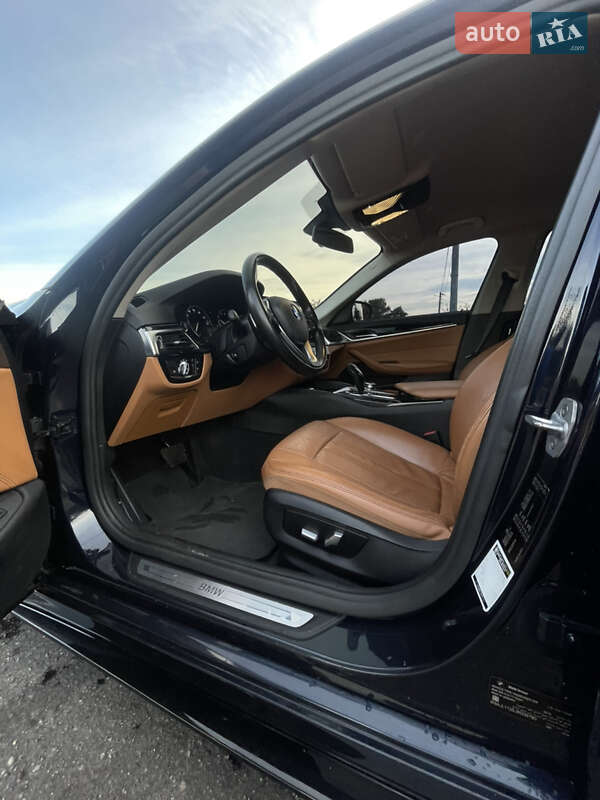 Универсал BMW 5 Series 2018 в Киеве