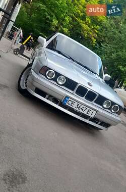 Седан BMW 5 Series 1988 в 