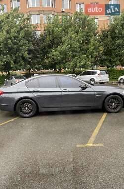 Седан BMW 5 Series 2012 в Киеве
