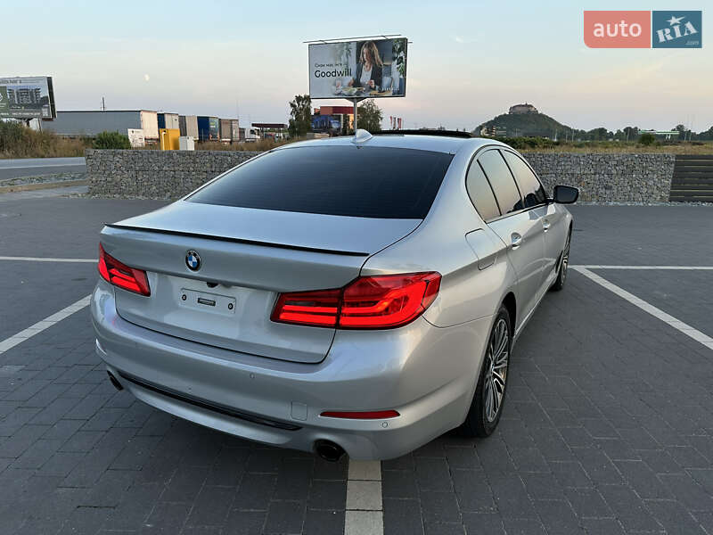 Седан BMW 5 Series 2020 в Мукачево