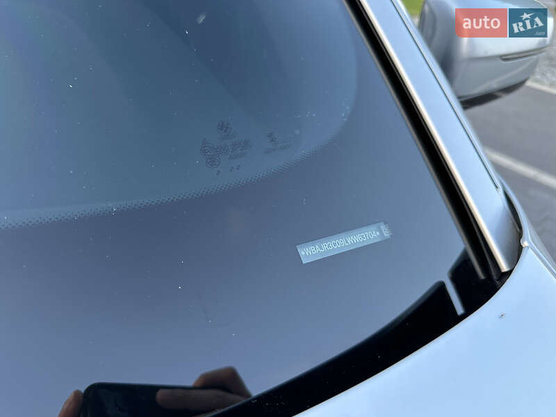Седан BMW 5 Series 2020 в Мукачево