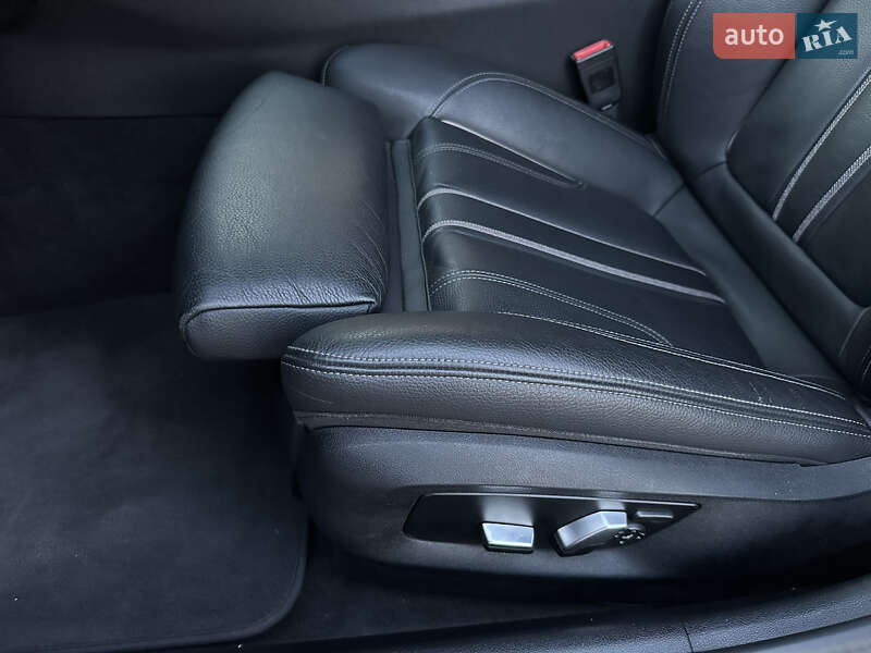 Седан BMW 5 Series 2020 в Мукачево