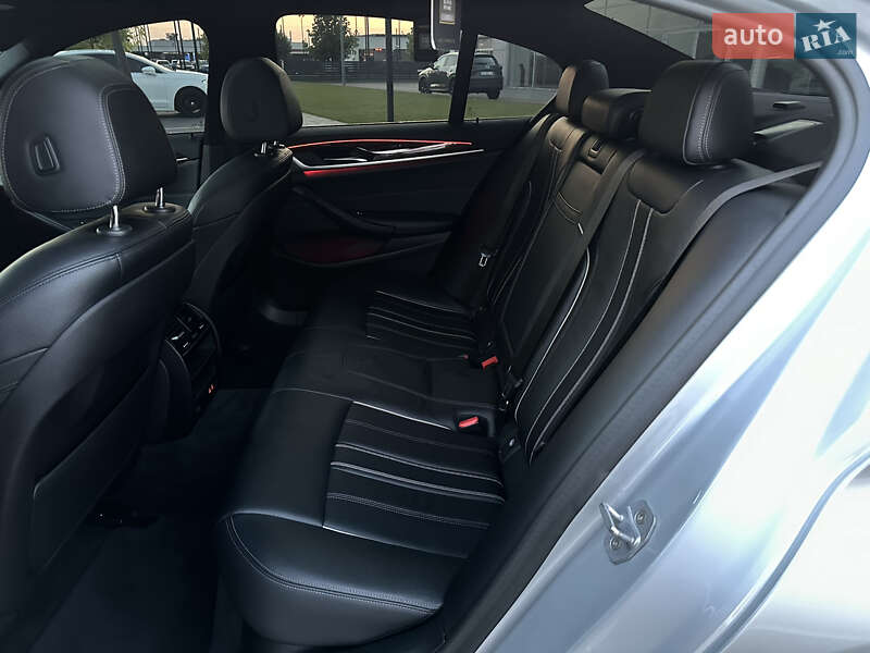 Седан BMW 5 Series 2020 в Мукачево