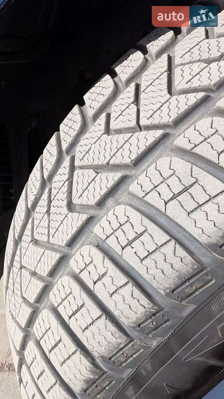 Седан BMW 5 Series 2013 в Львове фото 21 Седан BMW 5 Series 2013 в Львове