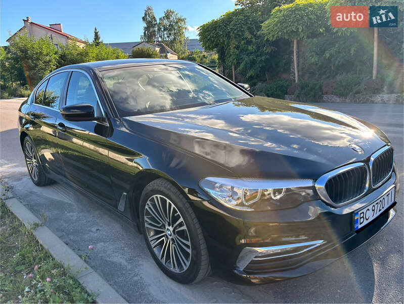 Седан BMW 5 Series 2017 в Львове фото 16 Седан BMW 5 Series 2017 в Львове