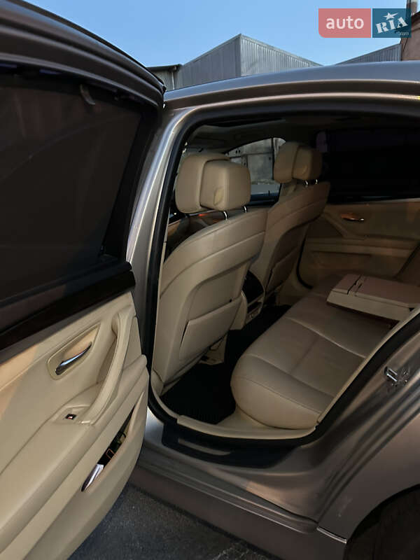 Седан BMW 5 Series 2010 в Киеве