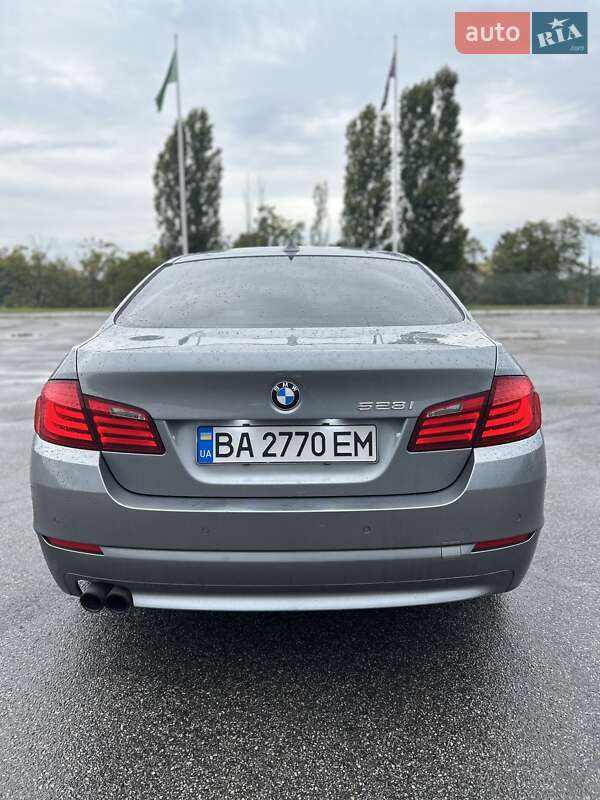 Седан BMW 5 Series 2010 в Харькове