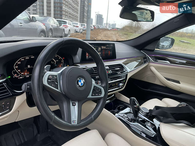 Седан BMW 5 Series 2019 в Киеве