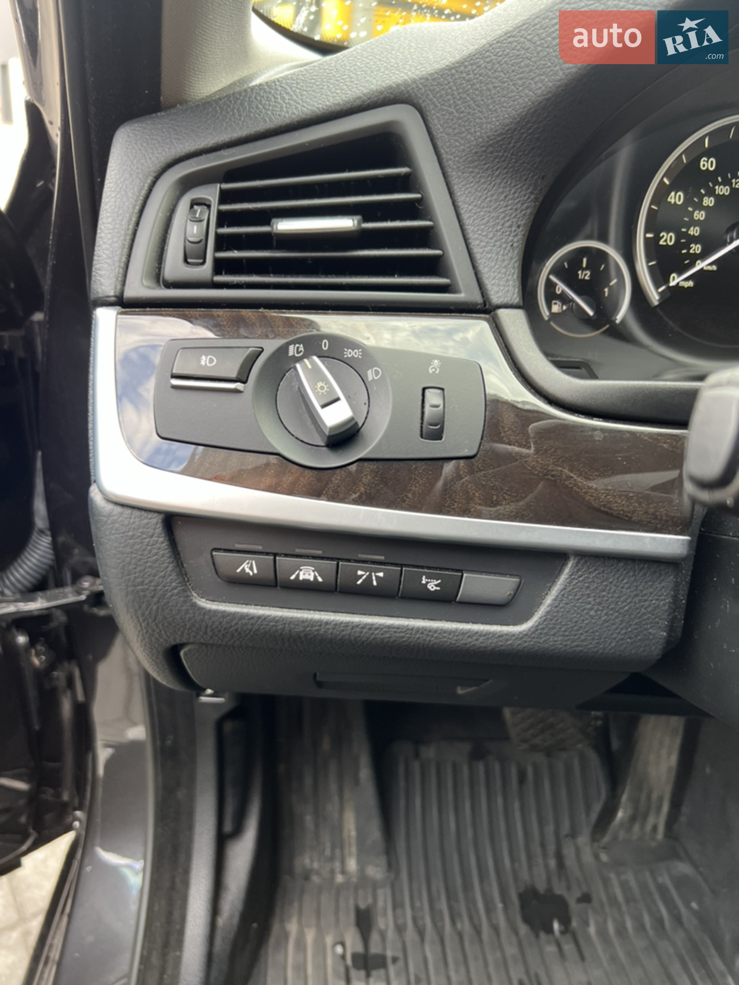 2015 BMW 5er - мініатюра 27